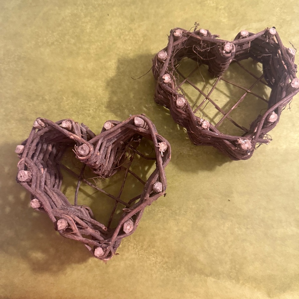 Heart-Shaped Twig Baskets